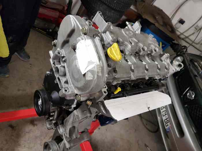 Moteur clio cup F4r 832 2