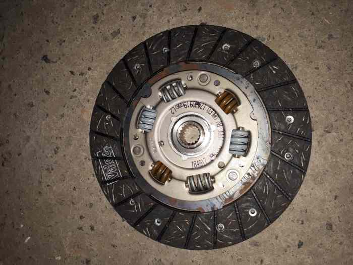 Disque d embrayage 309 gti 16s