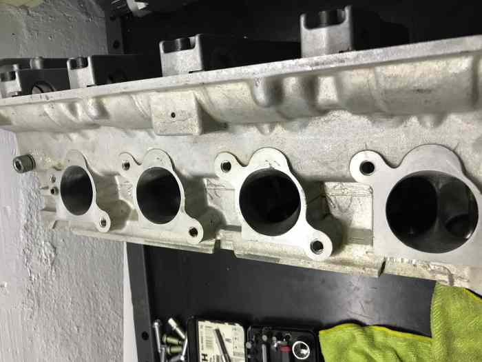 Le matériau du moteur Peugeot 306 maxi evo 7 4