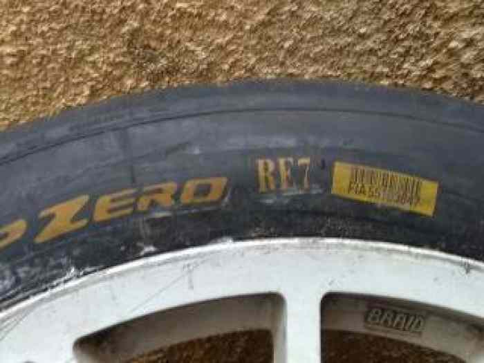 Pirelli RE7 R18 - pièces et voitures de course à vendre, de rallye et ...