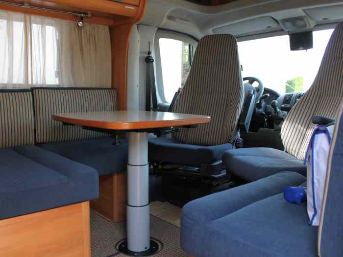 CAMPING-CAR HYMER PROFILE 2