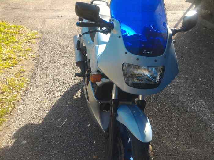 Kawasaki GPZ 500 2