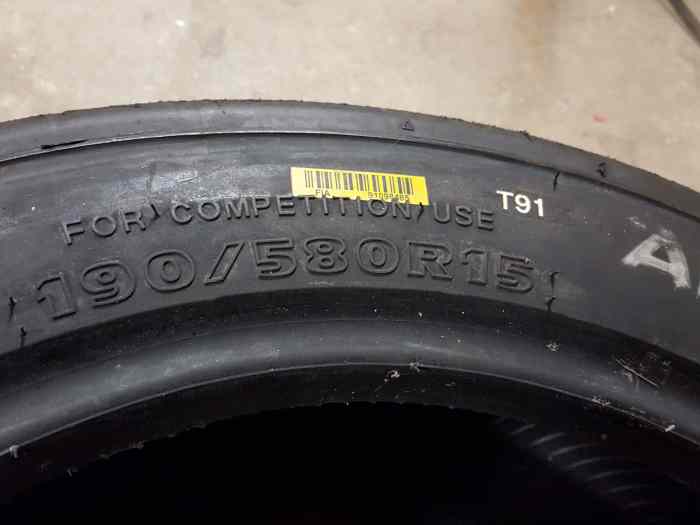 Pneus hankook T91 en 15 pouces 1