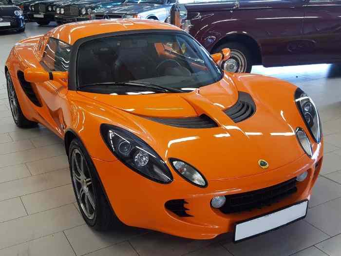 LOTUS Elise 111R Orange LHD 1ère Main 5