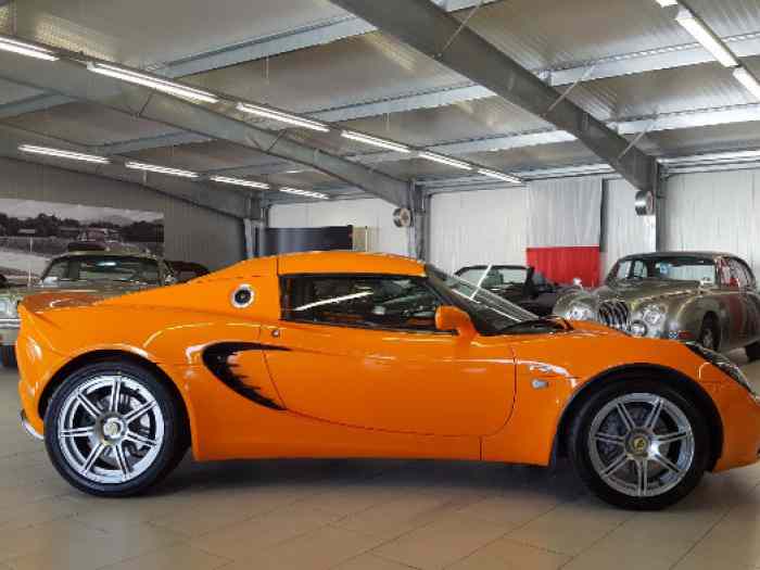 LOTUS Elise 111R Orange LHD 1ère Main 0