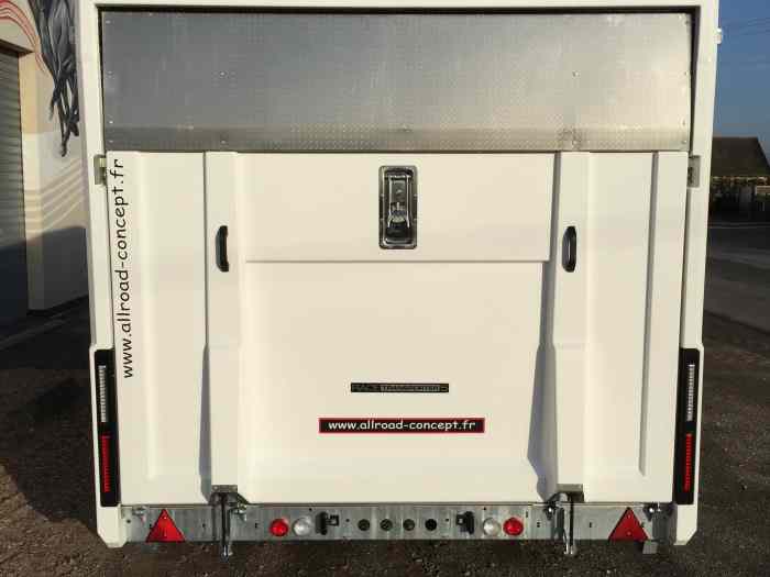 Remorque porte voiture fermée plateau basculant 4