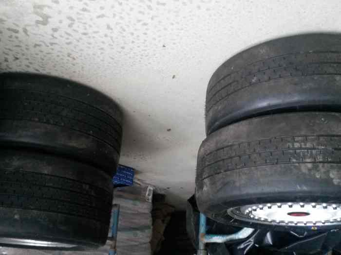 Pneus et jantes pour R5 Turbo 1