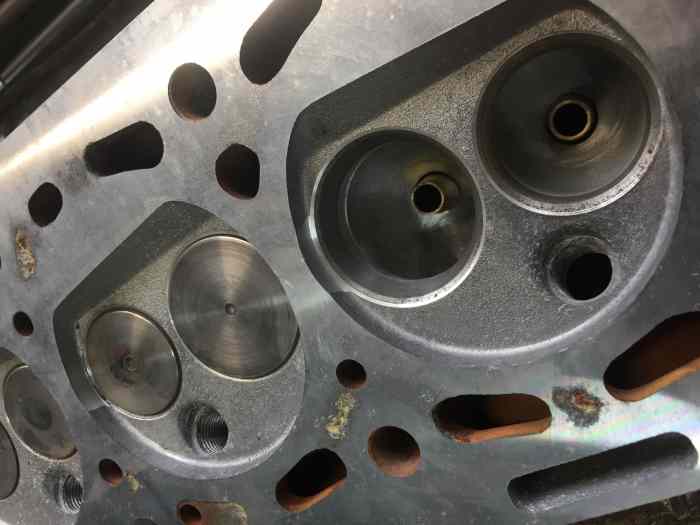 Culasse 205 GTI Groupe A PTS jamais montée en compétition 0