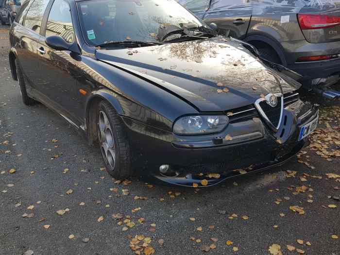 Alga Romeo 156 SW GTA 3.2 V6 accidentée 1