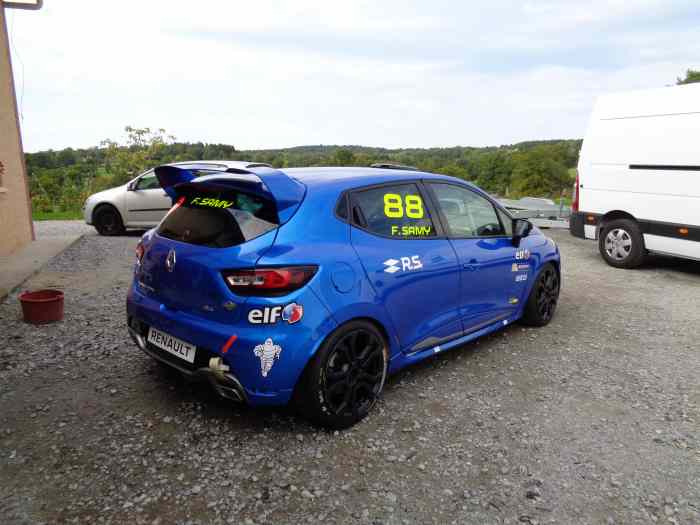 clio 4 cup