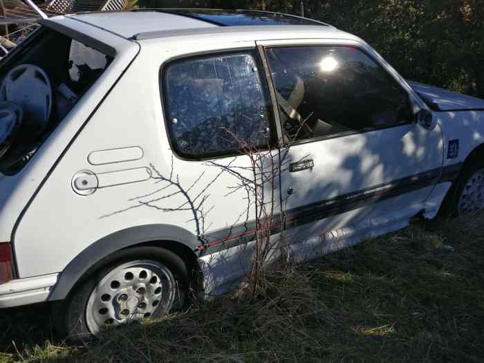 205 gti caisse plus lot de pi 232 ces pi 232 ces et voitures de 205 gti caisse plus lot de pi 232 ces pi 232 ces et voitures de