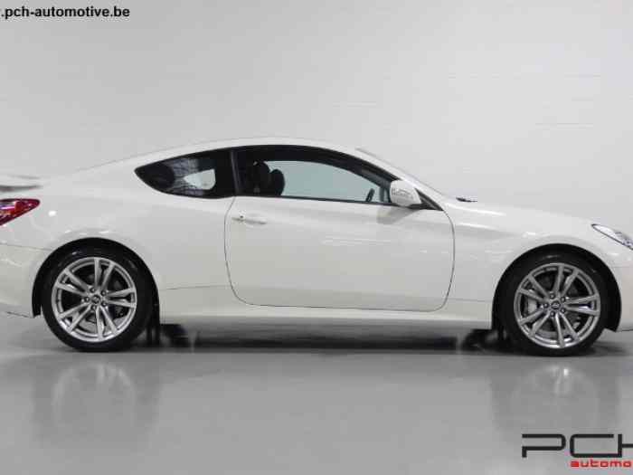 Hyundai Genesis Coupe 2.0 T 213cv 2