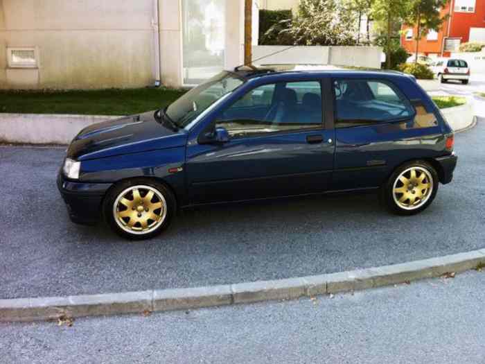 Renault Clio Williams numéroté 1