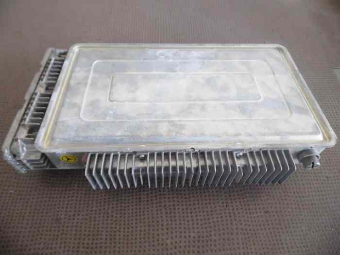 CALCULATEUR MOTEUR 0280002004 MERCEDES 1970-1976 4