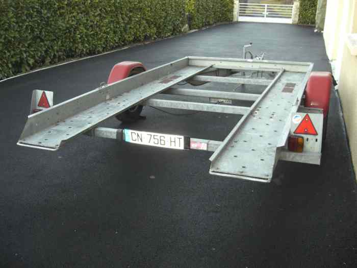 Remorque porte-voiture 1300 kg 0