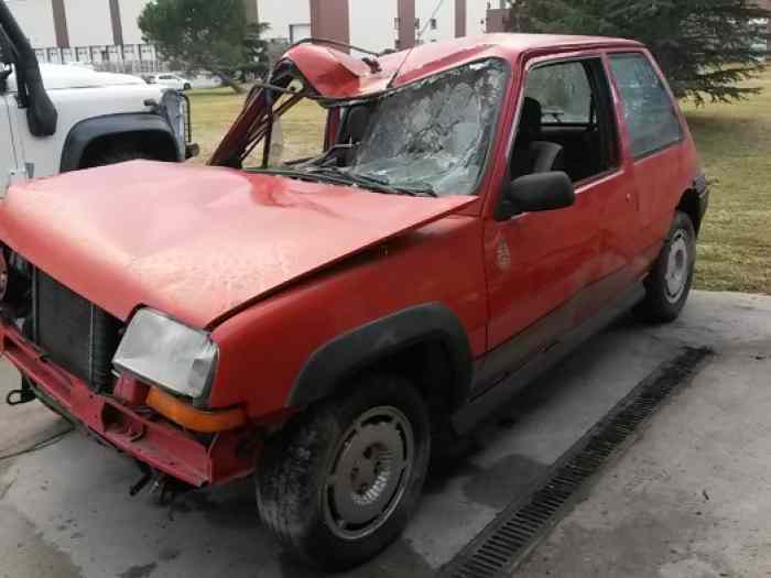 2 x Renault 5 GT Turbo + arceau 0