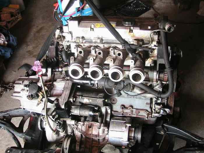 Pièces rares Alfa 155 Q4 intégrale 2l 16V turbo avec les ponts court