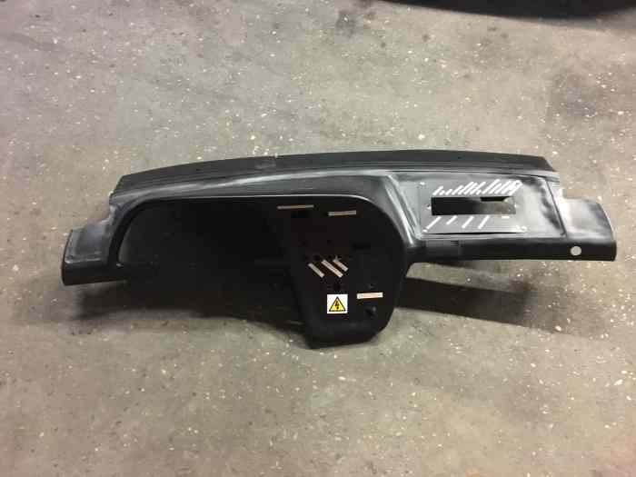 tableau de bord 106 polyester pièces et voitures de course à vendre