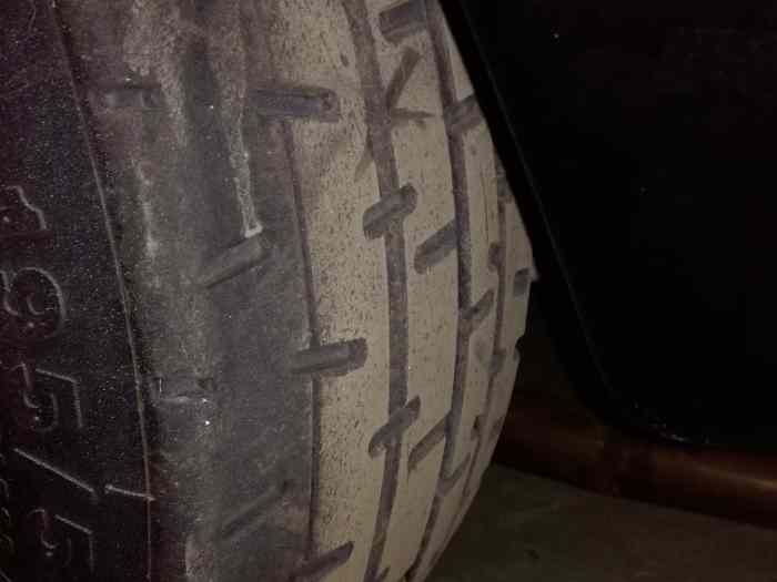 D MACK 195/50/16 DMT-RC T91/T71  TRES BON ETAT 0