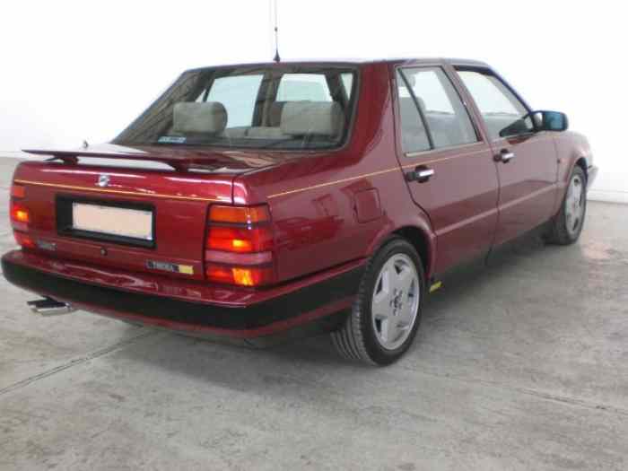 LANCIA THEMA FERRARI 8.32 2