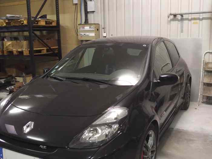 Vend clio 3 RS Phase 2 pour circuit loisirs. – photo 4 sur 5
