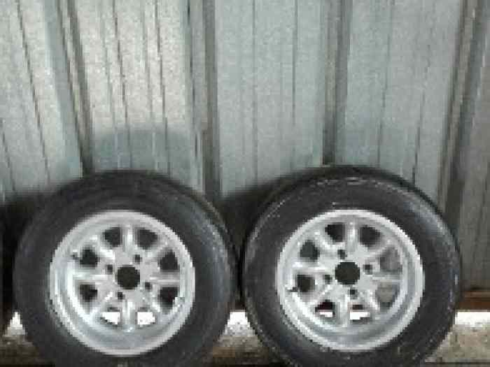 Vends 4 pneus Yokohama + 4 jantes minilite 1