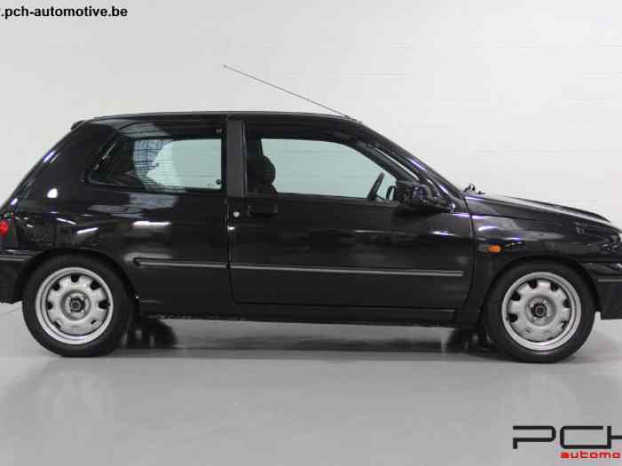 Renault Clio 16S Phase 1 2