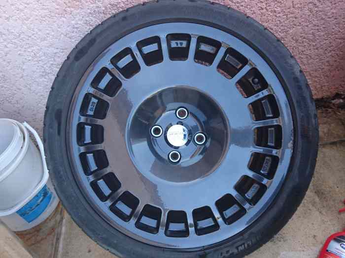 4 Jantes Compomotive TH1882 avec pneus Michelin PSS 0