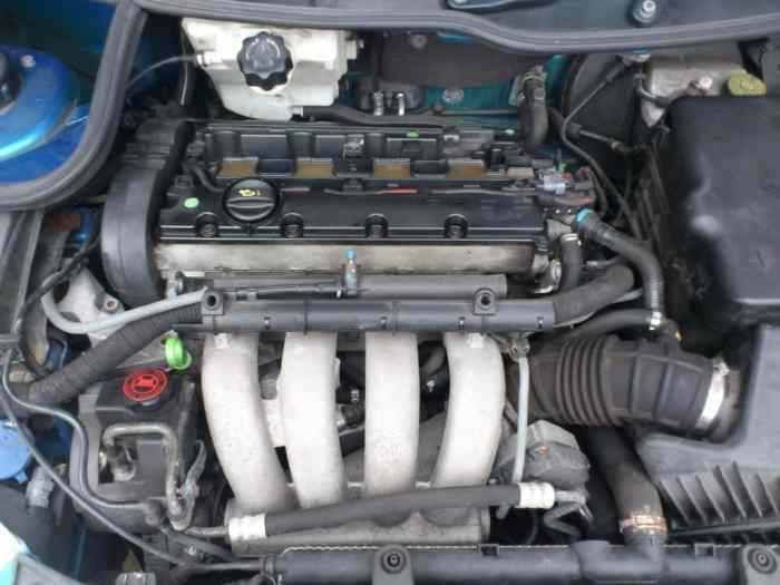 Moteur EW10J4S 220cv neuf