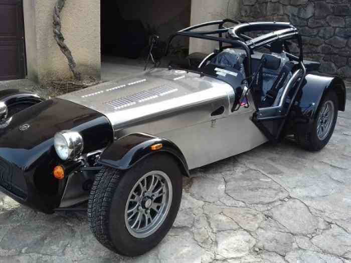 location caterham académy 2