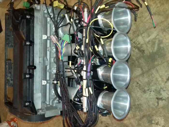 Moteur F7R 265cv 2