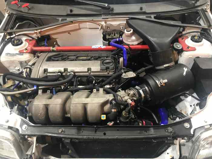 RENAULT CLIO 16V 3