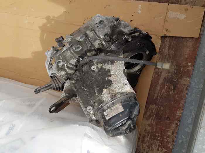 Caisse Renault Clio rs 182 3