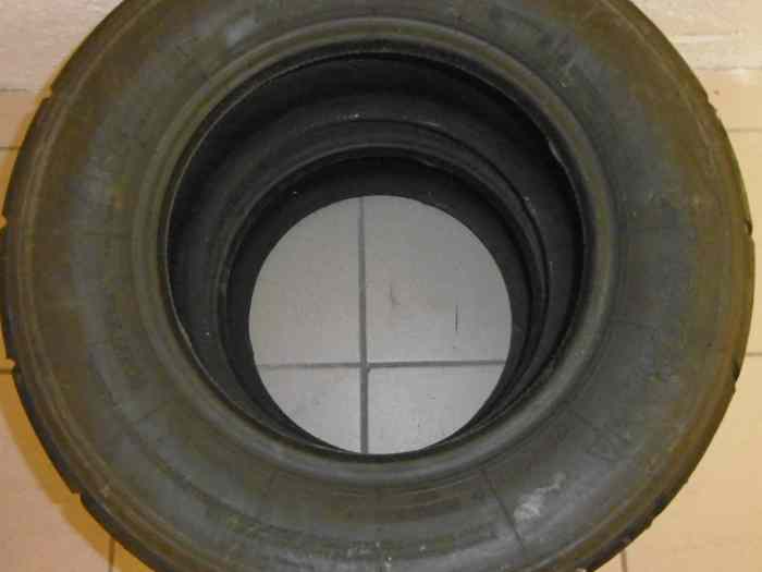 Pneu route et circuit , semi slick et homologué route , marque YOKOHAMA 205/60R13 86H ADVAN AO 48 2