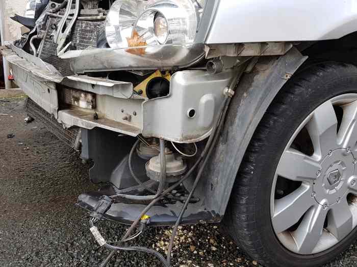 Caisse Renault Clio rs 182 2