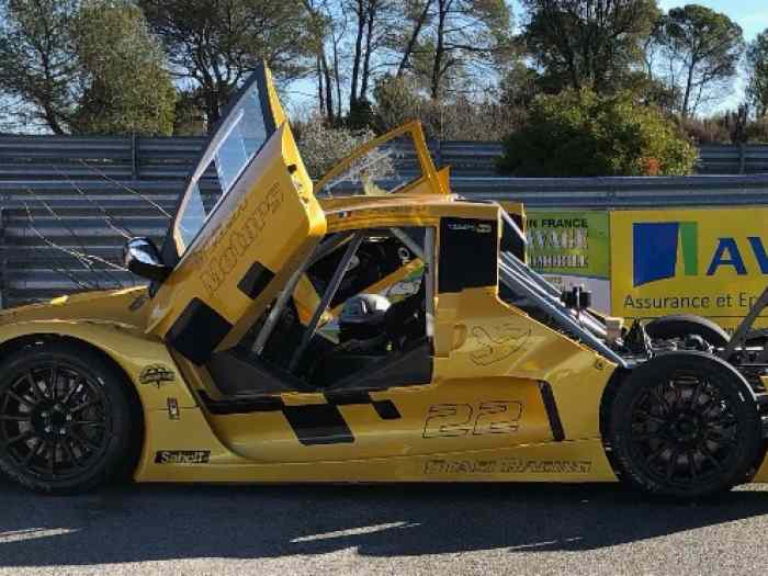 MEGANE TROPHY V6 3.5L 400 CV EV0 2012 NEW CONDITION READY TO RACE 2