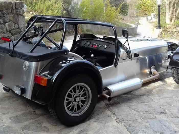 location caterham académy 1