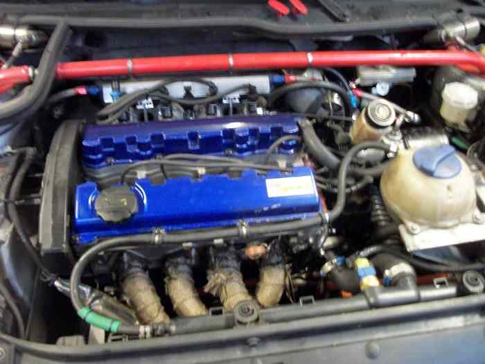 Peugeot 206 F2000 13 complète ou en pièces 0