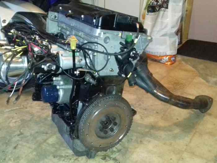 Moteur F7R 265cv 1