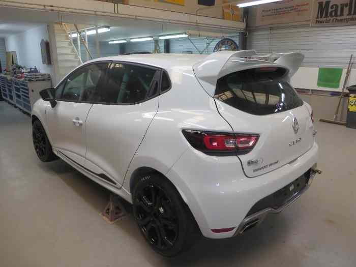 Renault Clio 4 cup 2016 3