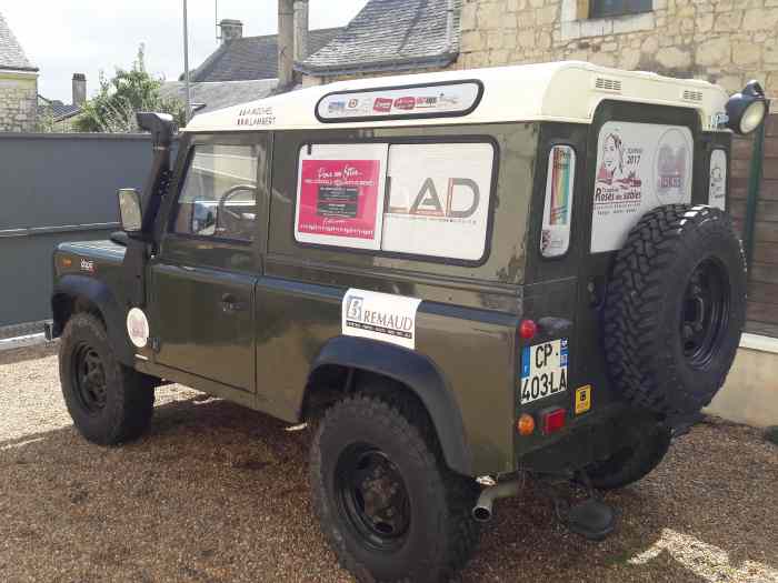 Defender 90 Rallye / Raid 3