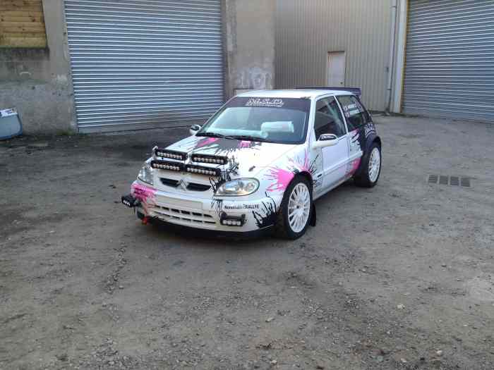 saxo kit car entièrement révisé et suivit par proffessionel ...(factures a l