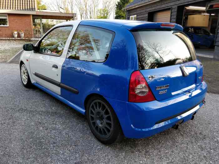 Renault Clio 2 Cup evo 2004 3