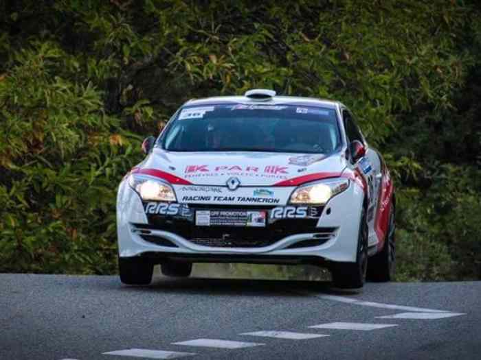 Renault Mégane 3 RS N4  ou Échange 2