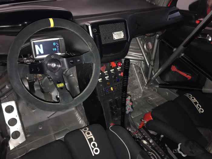 1er 208 F2014 en France 4