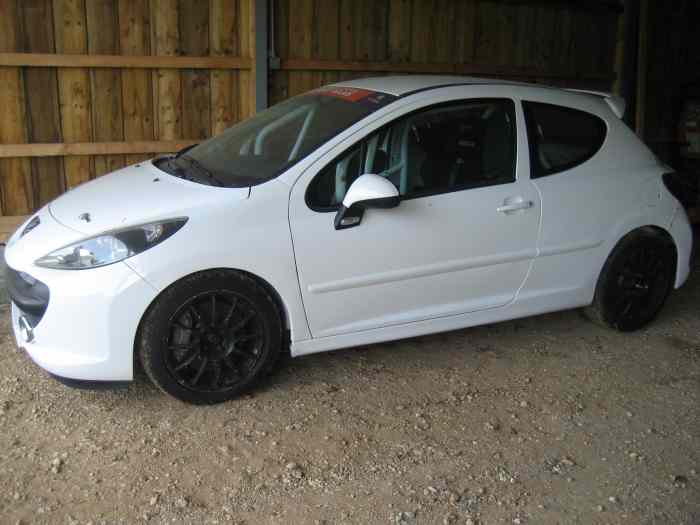 peugeot 207 (rps) 0