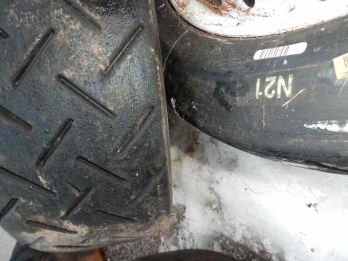 6 roues rallye 13 pouce faire offre – photo 4 sur 4