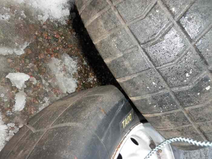 6 roues rallye 13 pouce faire offre – photo 3 sur 4