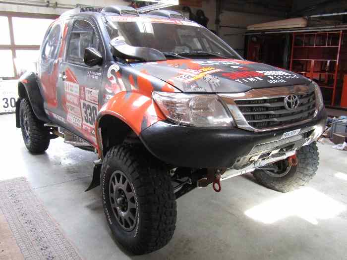 TOYOTA HILUX OVERDRIVE 0