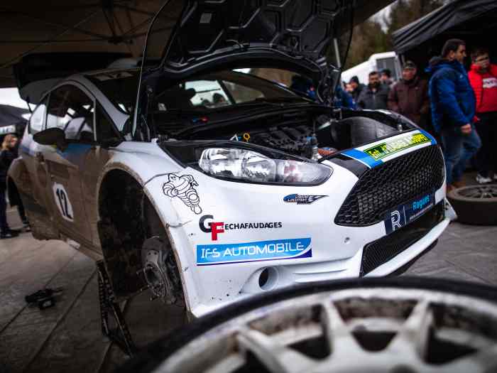 Europe Location Rallye loue une Fiesta R5 évo2 4